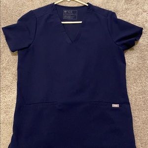 Figs Casma Navy medium top